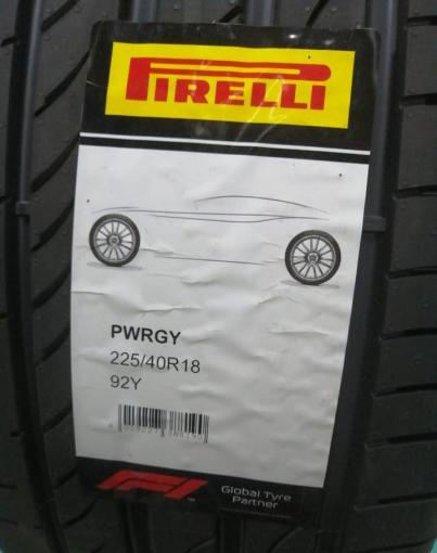 Pirelli Powergy 225/40 R18