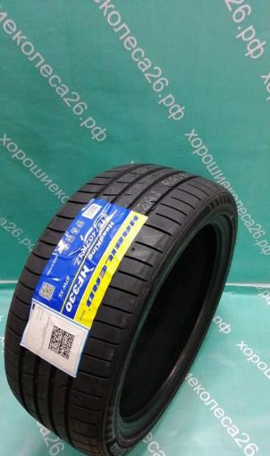 Habilead HF330 215/40 R17