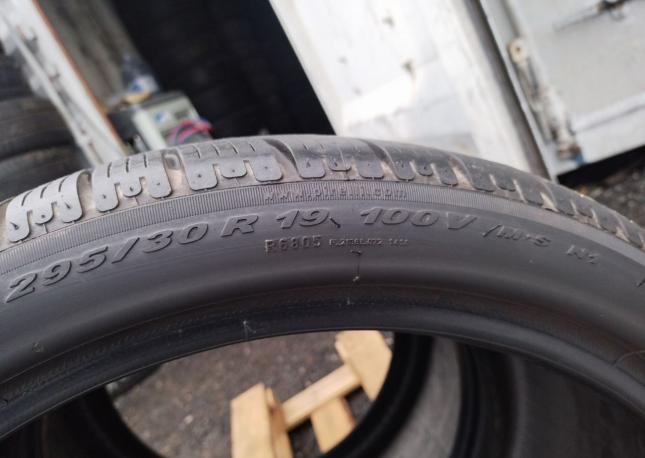 Pirelli Winter Sottozero 240 Serie II 295/30 R19