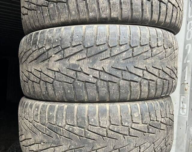 Nokian Tyres Hakkapeliitta 7 275/50 R20