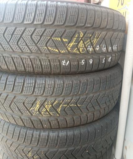 Pirelli Scorpion Winter 215/65 R17