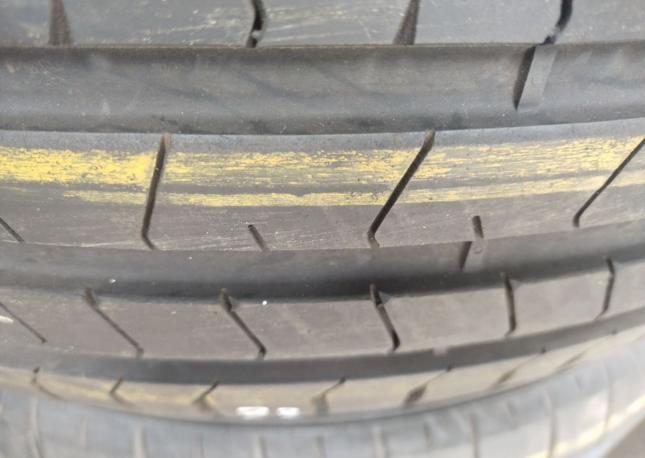 Pirelli P Zero PZ4 275/50 R20