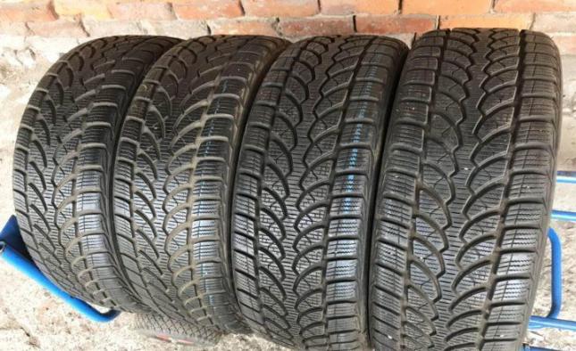 Bridgestone Blizzak LM-32 235/50 R18