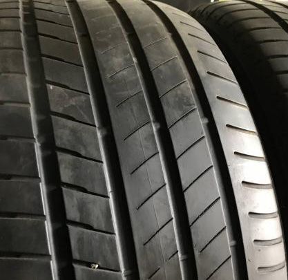 Bridgestone Alenza 001 285/50 R20