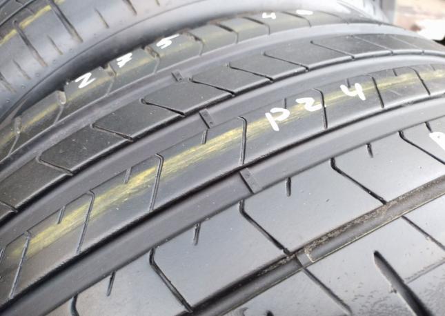 Pirelli P Zero PZ4 275/40 R22