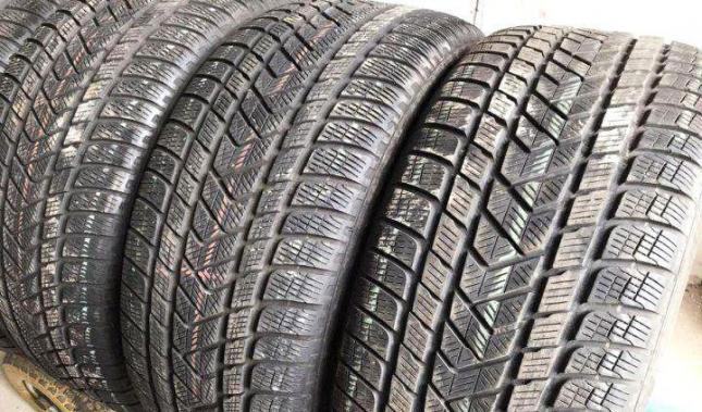 Pirelli Scorpion Winter 235/55 R19