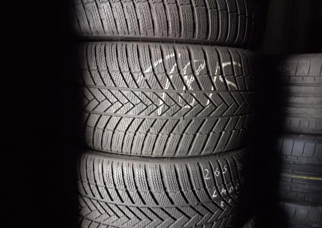 Bridgestone Blizzak LM-005 265/40 R21 V