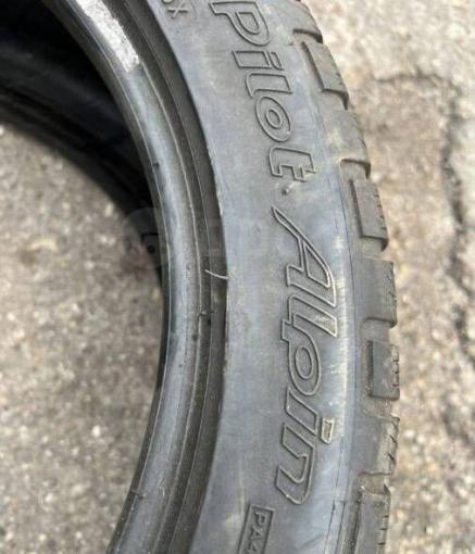 Michelin Pilot Alpin 4 255/45 R19 V