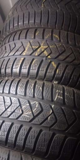 Pirelli Winter Sottozero 3 205/50 R17