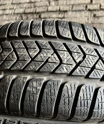 Pirelli Winter Sottozero 3 225/50 R17