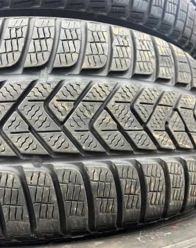 Pirelli Winter Sottozero 3 255/40 R20