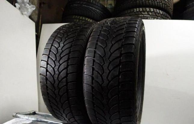 Bridgestone Blizzak LM-32 225/55 R17