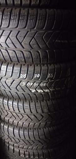 Pirelli Scorpion Winter 215/70 R16