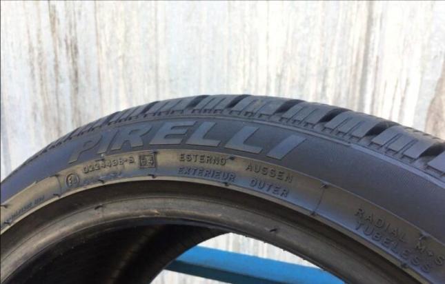 Pirelli Winter 240 Snowsport 235/35 R19