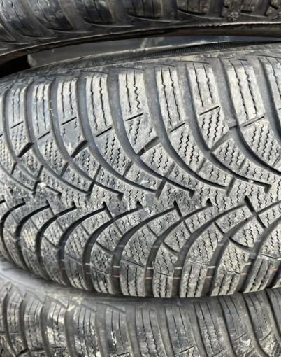 Goodyear UltraGrip 9 205/55 R16