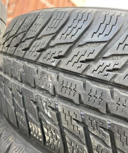 Nokian Tyres WR SUV 3 225/65 R17