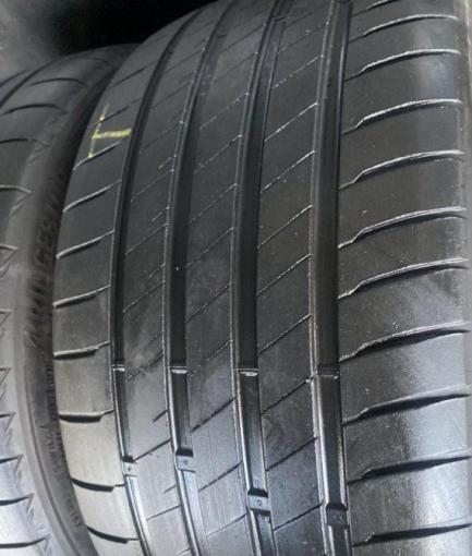 Bridgestone Potenza S005 235/35 R19