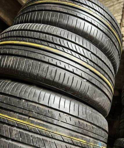 Yokohama Advan dB V552 225/50 R17