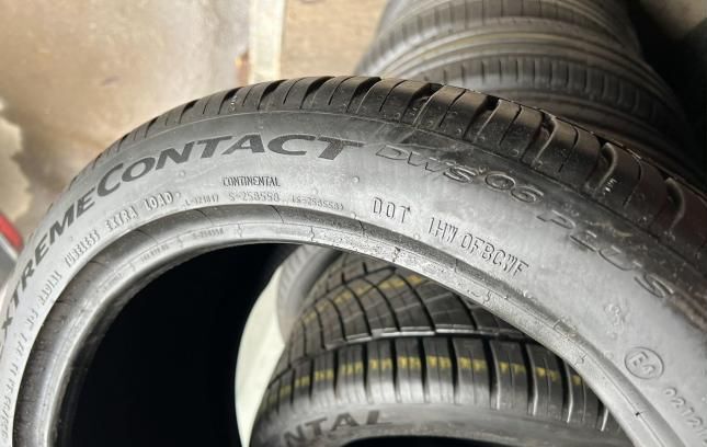 Continental ExtremeContact DWS 255/35 R20