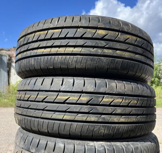 Bridgestone Playz PX 225/60 R16