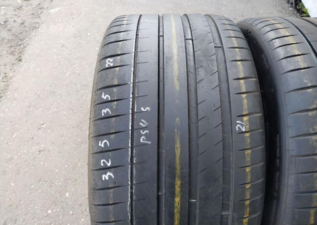 Michelin Pilot Sport 4 S 325/35 R22