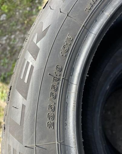 Bridgestone Dueler H/P Sport 235/55 R19