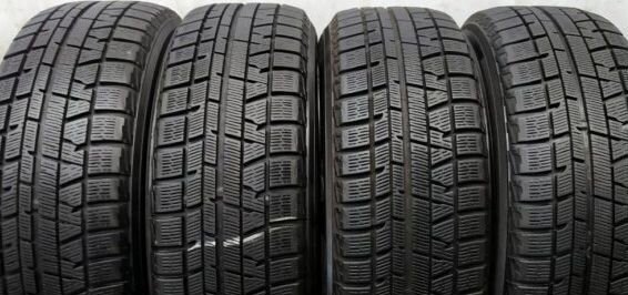 Yokohama Ice Guard IG50 215/60 R16