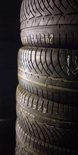 Michelin Pilot Alpin 4 245/45 R18 V