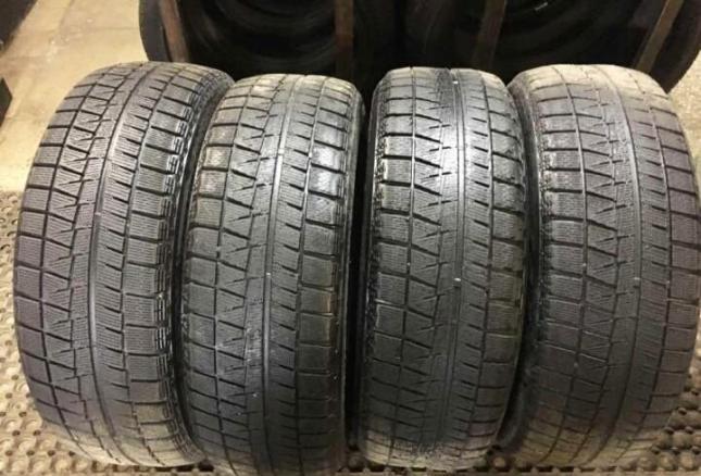 Bridgestone Blizzak Revo GZ 225/55 R17