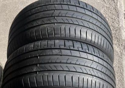 Pirelli P Zero PZ4 315/35 R21