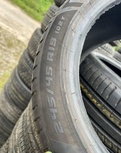 Pirelli Dragon Sport 245/45 R19