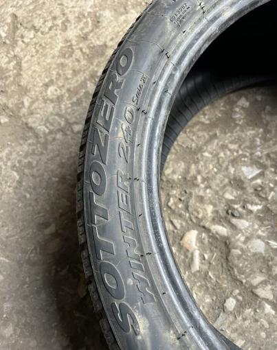 Pirelli Winter Sottozero 240 Serie II 235/40 R19