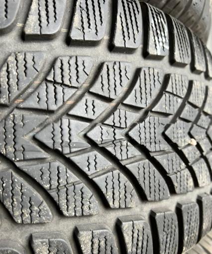 Dunlop SP Winter Sport 4D 235/50 R18 V