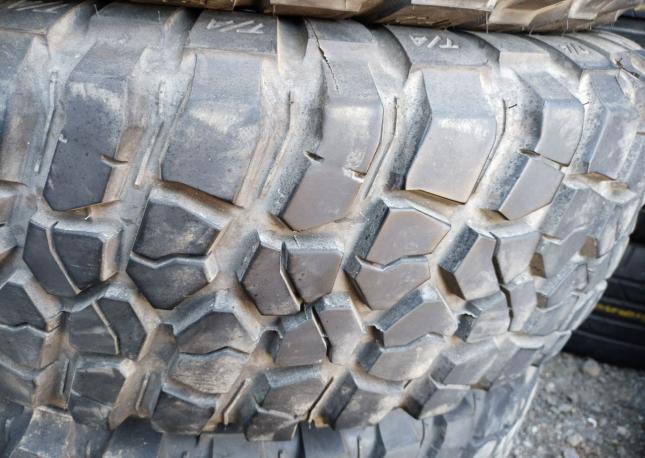 Bfgoodrich Mud-Terrain T/A KM2 255/75 R17