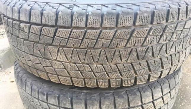 Bridgestone Blizzak DM-V1 285/60 R18