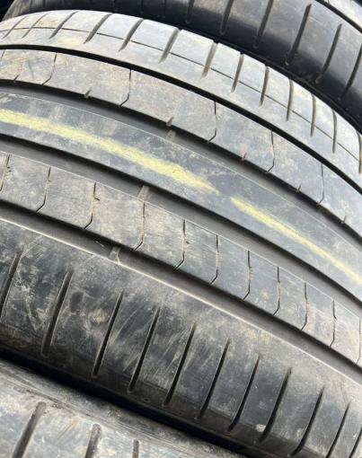 Pirelli P Zero PZ4 275/40 R21 и 315/35 R21