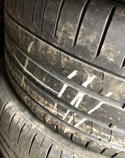 Pirelli P Zero PZ4 275/35 R21