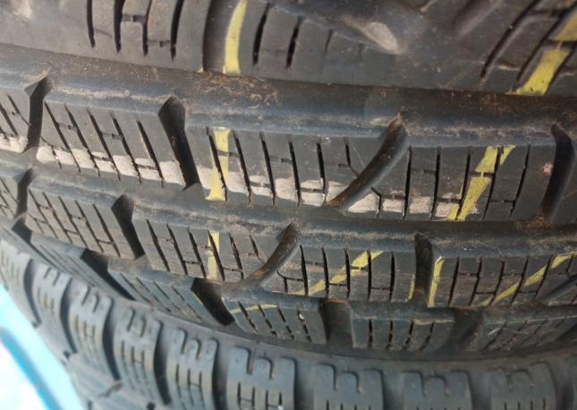 Pirelli Winter Sottozero 210 Serie II 225/60 R17