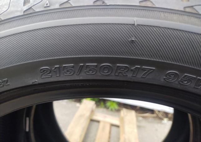 Bridgestone Regno GR-XII 215/50 R17