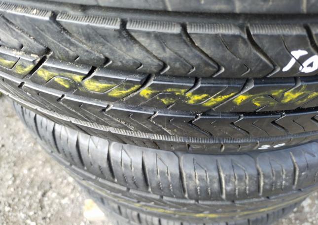 Toyo Extensa A/S 215/65 R16
