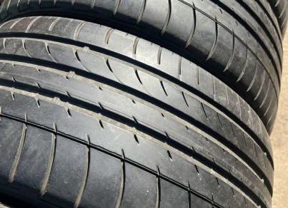 Dunlop SP QuattroMaxx 235/55 R18