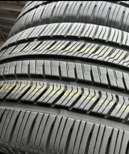 Yokohama Geolandar X-CV G057 295/35 R21