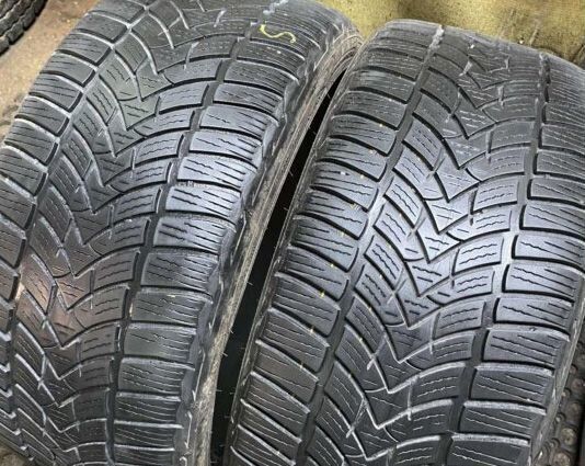 Esa-Tecar Super Grip 9 225/55 R17