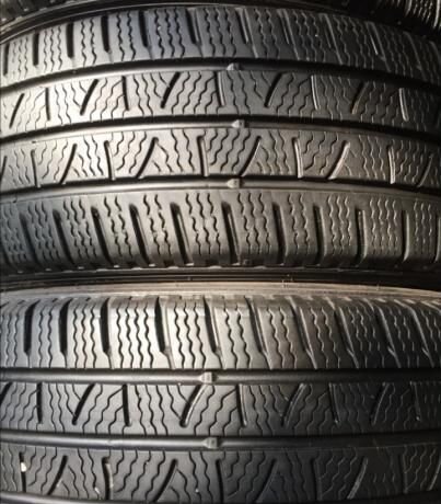 Pirelli Carrier Winter 215/65 R16C