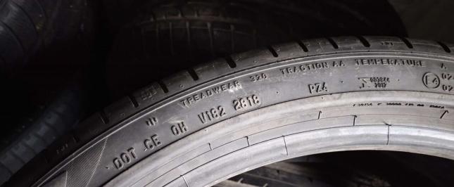 Pirelli P Zero PZ4 275/35 R21