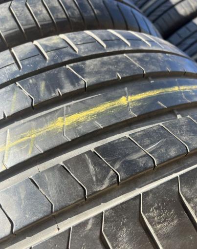 Pirelli P Zero PZ4 275/40 R20 и 315/35 R20