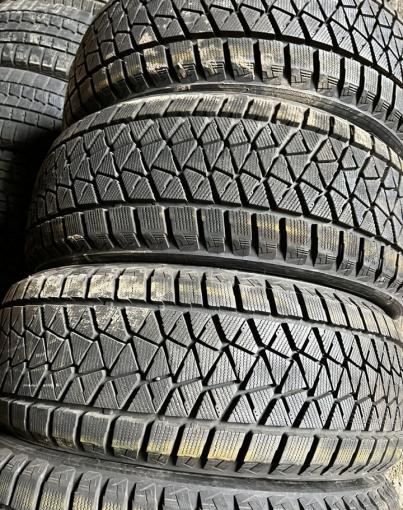 Bridgestone Blizzak DM-V2 235/55 R19