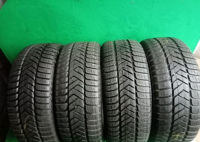 Pirelli Winter Sottozero 3 205/50 R17 V