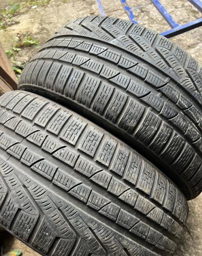 Pirelli Winter Sottozero 240 Serie II 235/40 R19