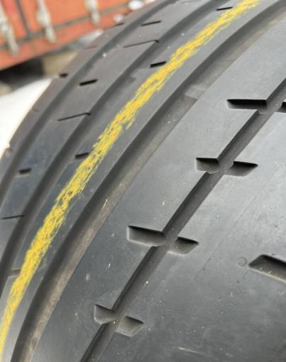 Yokohama ADVAN Apex V601 265/35 R19